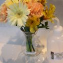 花瓶とセットの花束